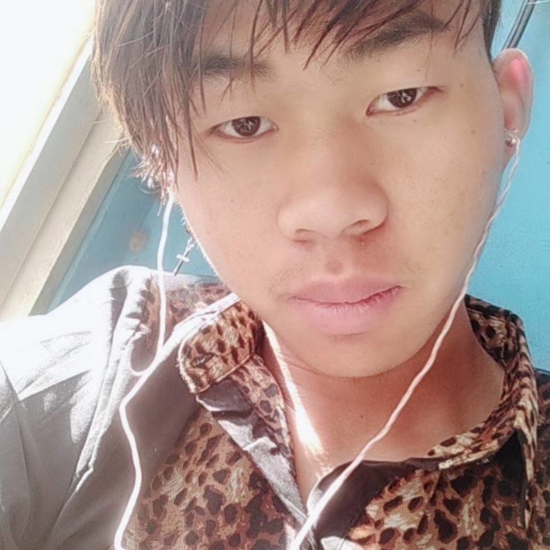 少年不在少的第三张照片--嵩明中老年相亲网